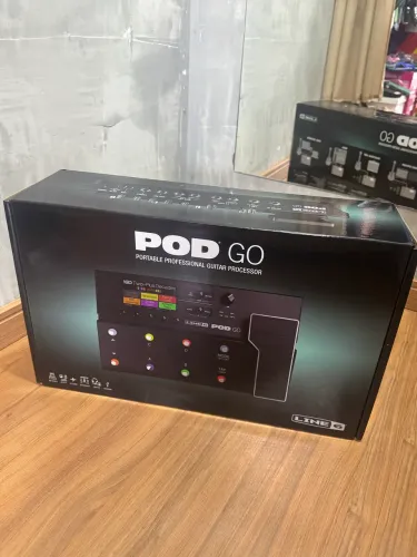 Pedaleira Line 6 Pod GO P/ guitarra e baixo 