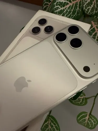 iPhone 17 Pro Max Garantia 21/06/27