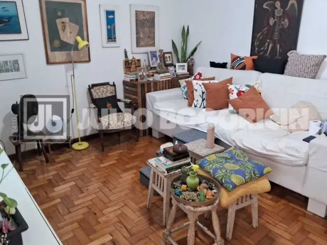 QUARTO E SALA COM DEPENDENCIAS JUNTO AO LARGO DO MACHADO