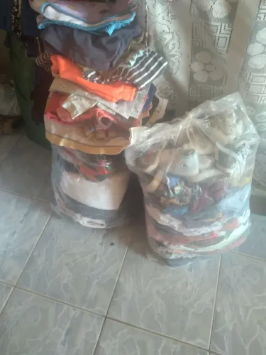 ?oupas infantil 200 peças 40 00 variadas