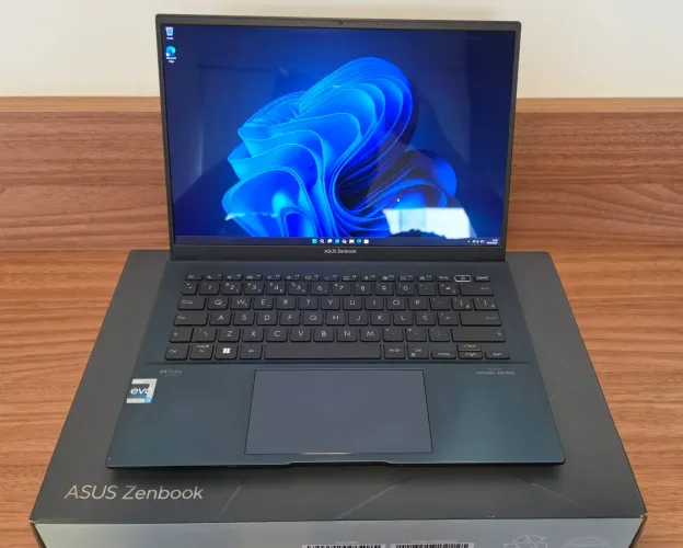 Notebook Asus Zenbook EVO 14 (novo)