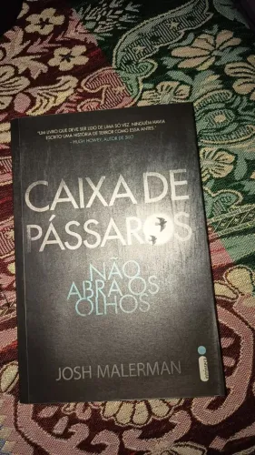 Livro - Caixa de pássaros 