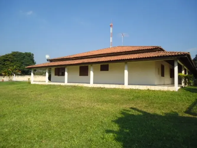 Casa com Piscina e Churrasqueira em Itupeva Temporada 