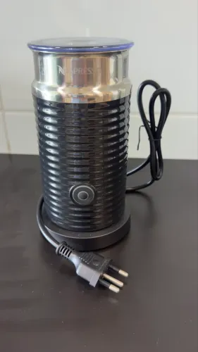 Aeroccino 3 Nespresso Preto 110V - Excelente Estado