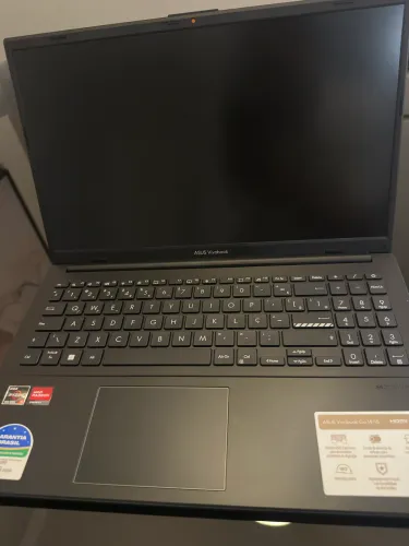 Notebook ASUS 8GB RAM 512GB SSD 15,6" Full HD Windows 11 E1504FA-NJ836W