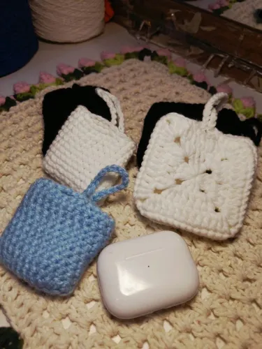 Capinha de fone em crochê 