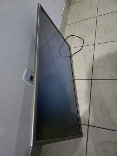 Televisão semp toshiba 32 pol. Led. L32S3900S