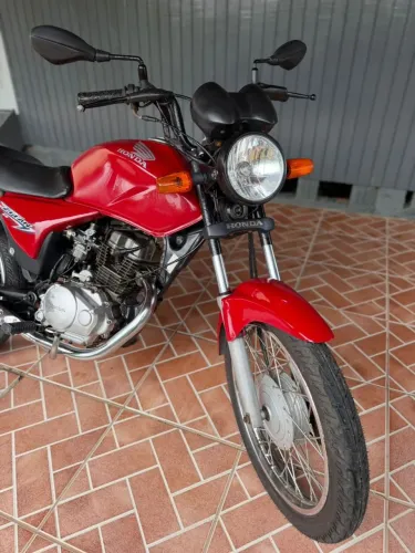 Moto em bom estado