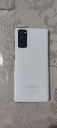 Samsung s20fe Sol tenho o carregador funcionando perfeitamente tudo e biometria também