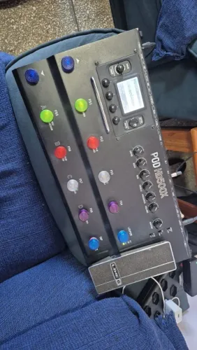 Pedaleira Line 6 POD HD 500x