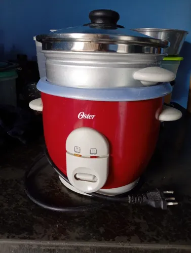 Panela de arroz elétrica Oster