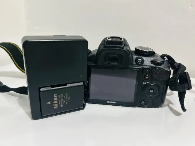 Câmera Fotográfica Nikon d31000