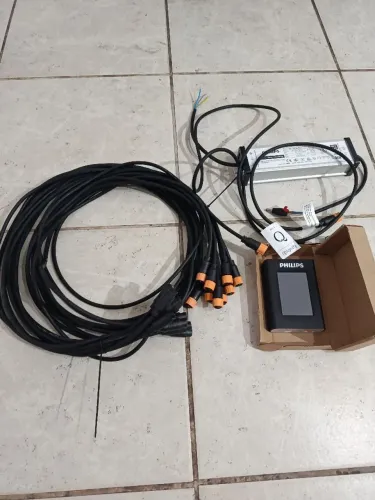 Kit Aparelho Philips para iluminação de fachadas profissional com