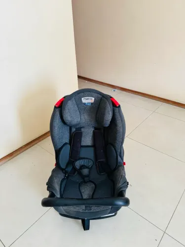 Ccadeirinha infantil para automóvel