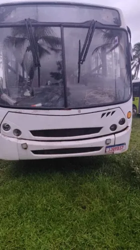 Vendo Ônibus Vw Comil 