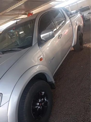 Mitsubishi L200 Triton HPE 3.2 CD TB Int.diesel AUT 2010