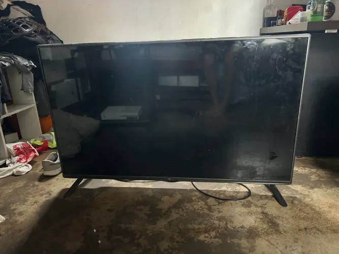 TV LG LED FULL HD 42 POLEGADAS PARA CONCERTO/RETIRADA DE PEÇAS 