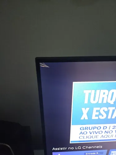 TV LG 49" com display quebrado