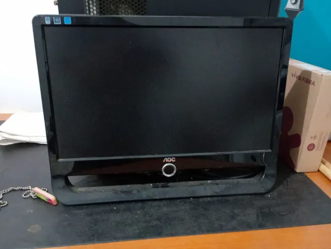Monitor usado no precinho / BOM ESTADO