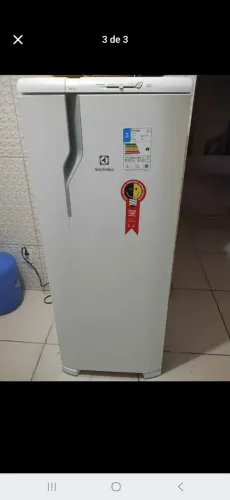 Geladeira semi nova