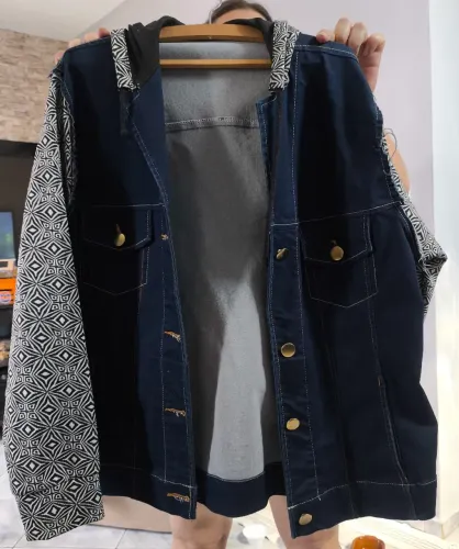 Casaco jeans com manga moletom G