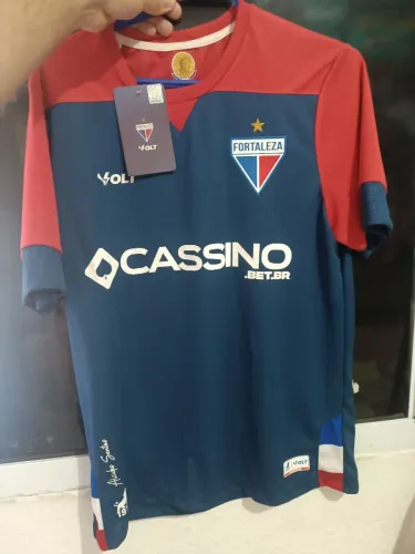 2 blusas do Fortaleza
