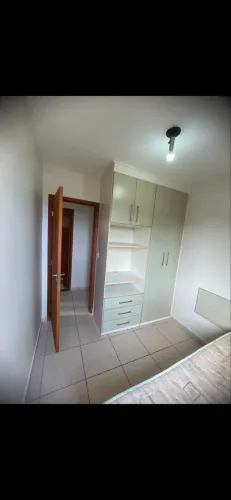 Alugo quarto para meninas no condomínio Villagio Di Firenzi