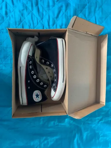 Vendo tênis all Star sem cadarço usado uma vez
