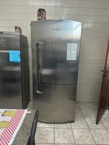 Geladeira inox