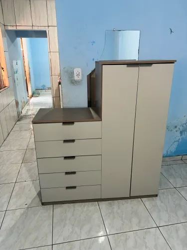 Cômoda estante