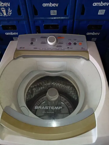 Máquina de lavar Brastemp 9 kg com defeito