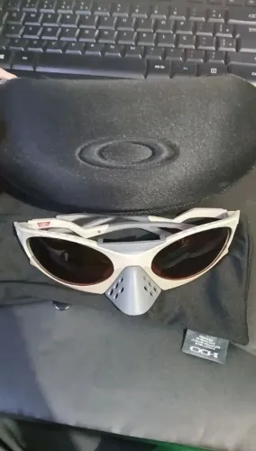 OCULOS OAKLEY ORIGINAL - PLANTARIS BEGE AREIA (Leia a descrição!!!)