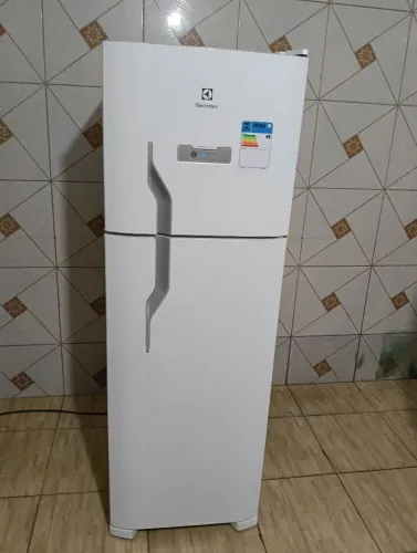 Geladeira Electrolux frost free
