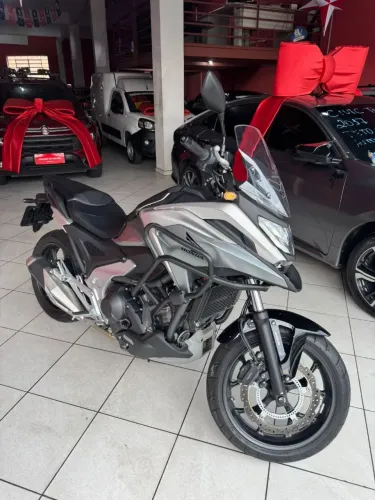 Nc 750 2025 com apenas 600km