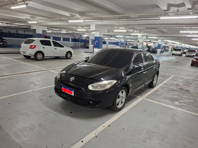 Renault Fluence Sed. Dynamique 2.0 16V Flex Aut. 2014