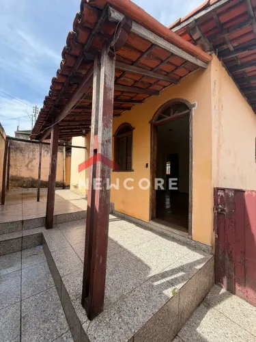 Casa em Rua Cruzeiro do Sul - Novo Progresso - Contagem/MG