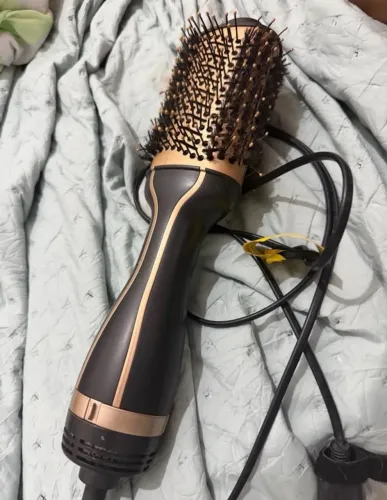 Escova secadora mondial nova 