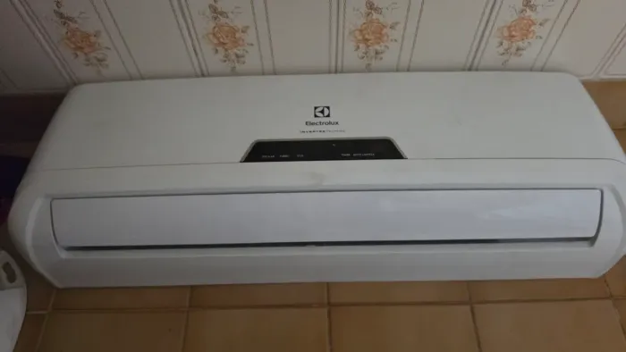 Ar condicionado Split inverter 9000 btus electrolux