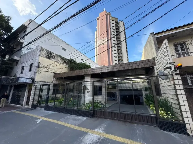 Apto. Delta Garden 270 m² com 4 suítes e 2 vgs - Cond. Completo em Nazaré - Belém - PA