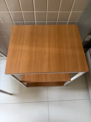 Estante de apoio seminova