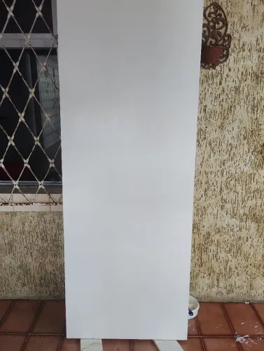 Porta lisa pintada 200$