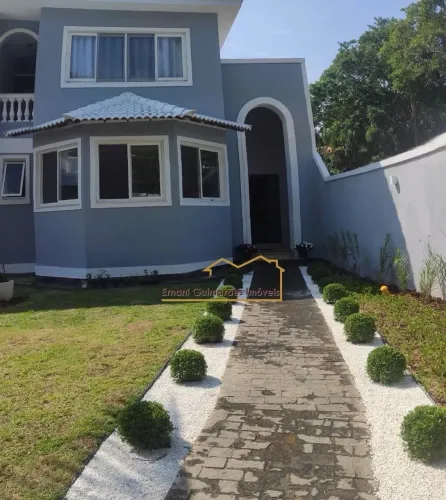 Casa no condomínio Maramar, porteira fechada