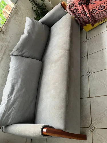 Sofá 2 lugares