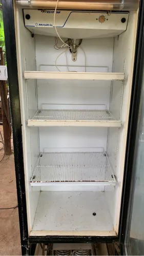 Vendo geladeira expositora metalfrio 350litros