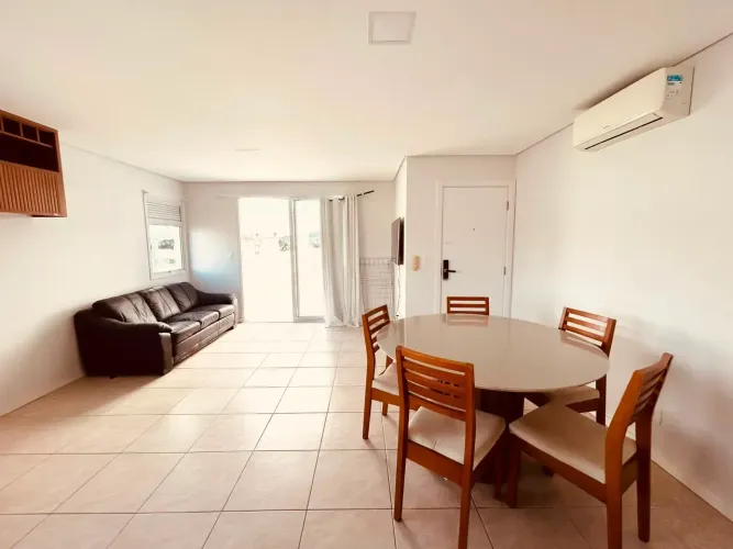 Cobertura Plana Exclusiva em Jurerê Rooftop Inteiro com Privacidade e Potencial de Amplia