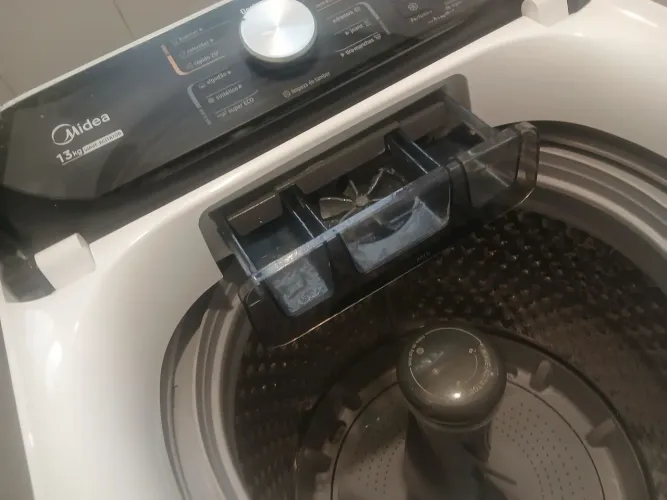 Máquina de lavar Midea 13kg
