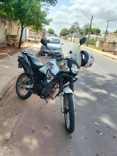 Moto Yamaha Ténéré 250