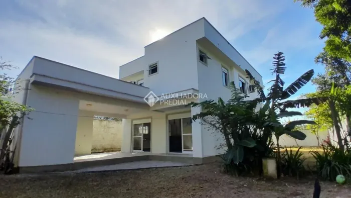CASA INDIVIDUAL SUL DA ILHA