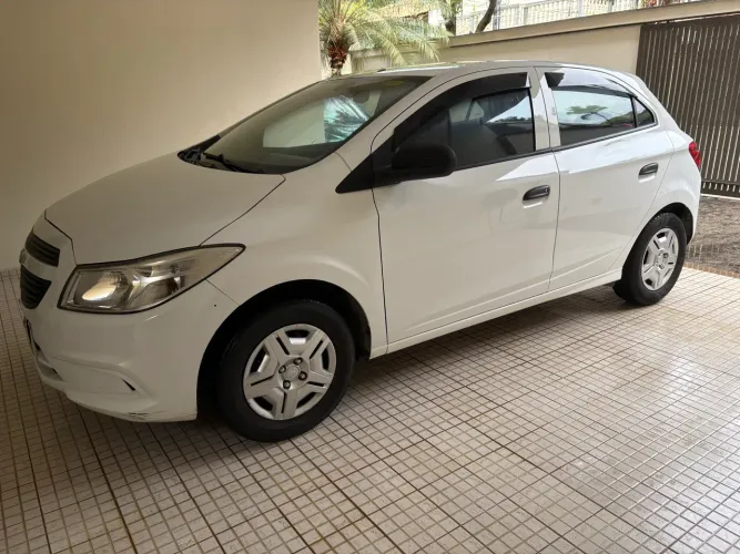 Chevrolet Onix JOY Hatch 1.0 8V Flex Mec. 4P 2018