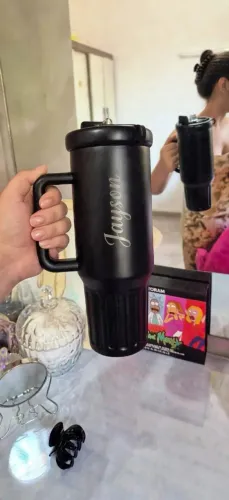 Garrafa Térmica Preta Em Aço Inoxidável 1200 ml